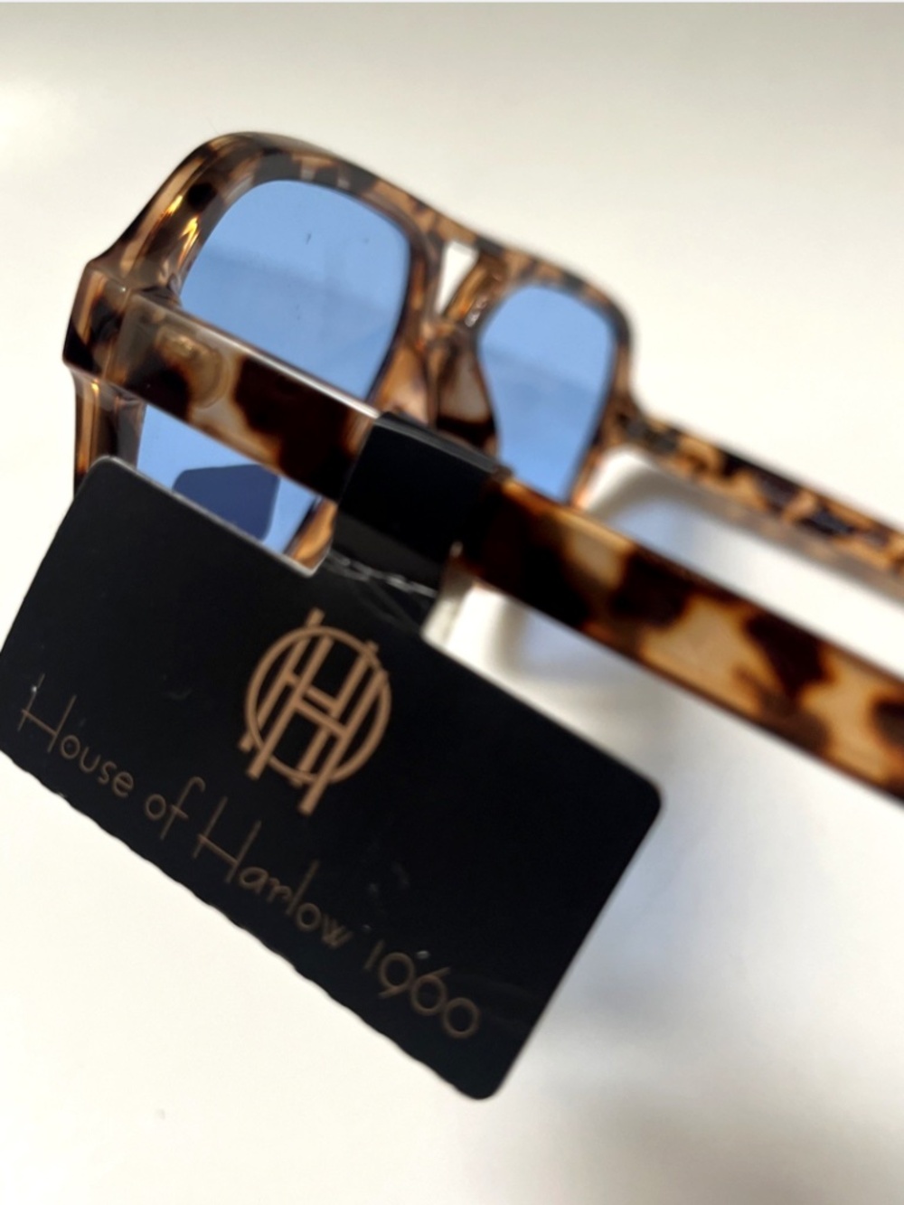 House of Harlow 1960 Aviator Sunglasses Double Bridge NWT Tortoise Shell Blue - Picture 4 of 6